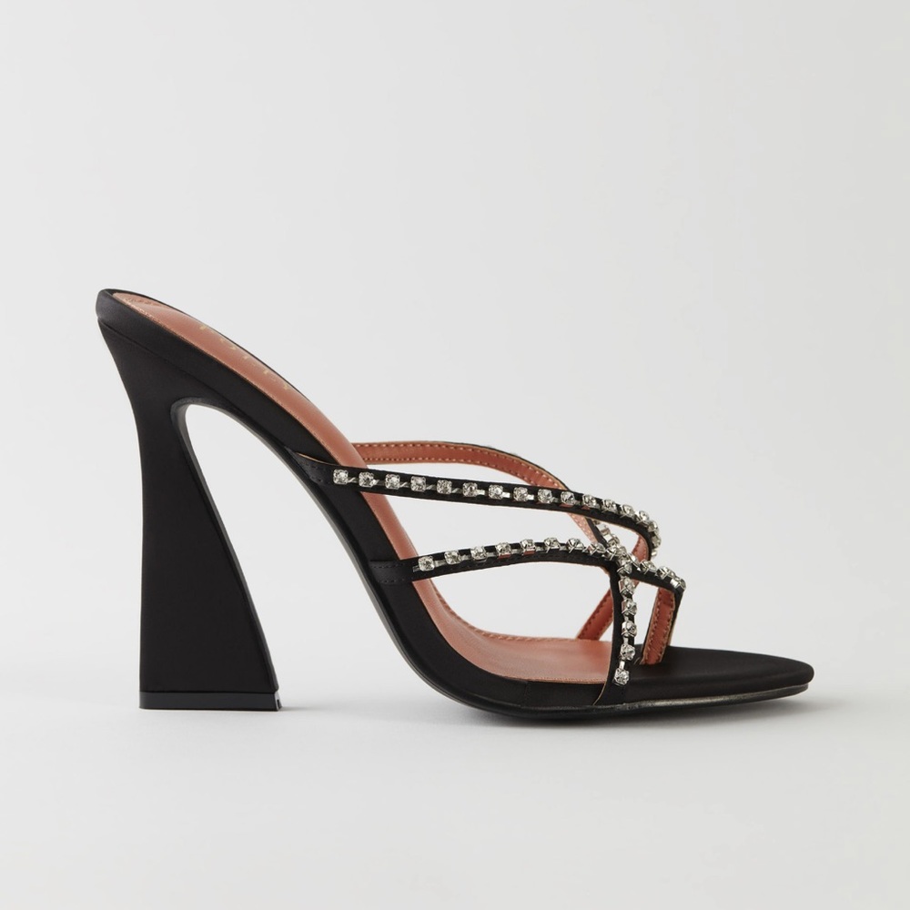 Oh polly heels